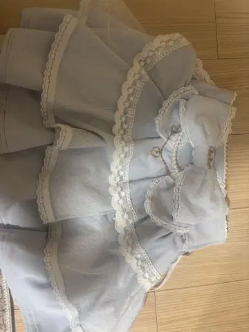 리즈리사 LIZLISA 빅 리본 티어드 스커트 스카이블루