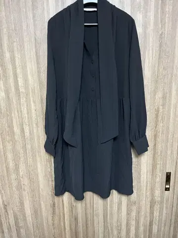 MANGO 블랙 원피스