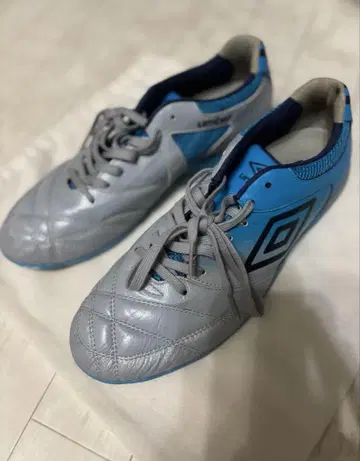 Umbro 풋살화 UTA4600TBN 27.0cm