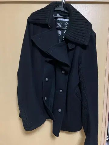 프란시스 토목스 사쿠라이 도착 코트