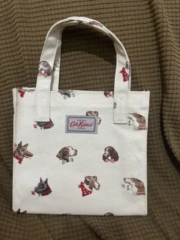 미사용 새상품 캐스키드슨 강아지 패턴 토트백 CathKidson