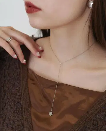 TINA: JOJUN 목걸이