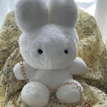 토끼 백 화이트