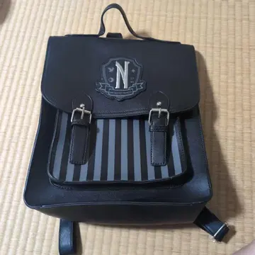 웬즈데이 가방