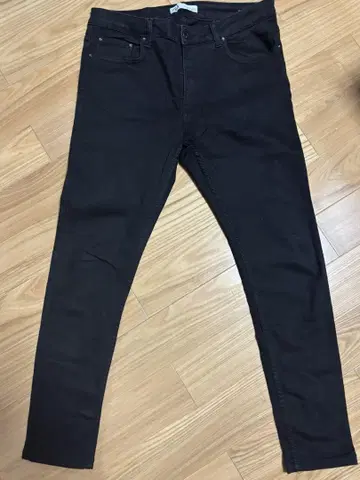 자라 스키니 데님 블랙 EUR 44