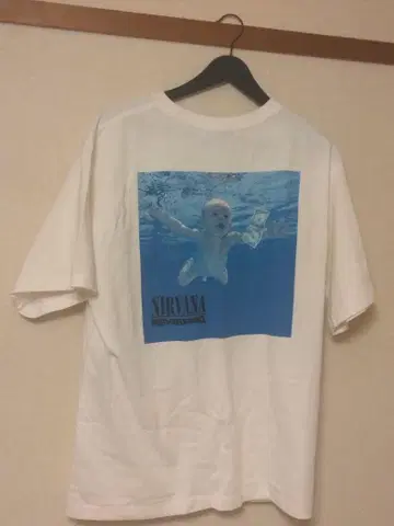 NIRVANA 티셔츠 앨범 아트