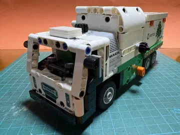 레고 테크닉 42167 Mack LR Electric 쓰레기 수거차