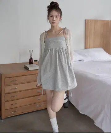 뮤즈 플라워 포켓 셔링 벌룬 뷔스티에 레이어드 미니 원피스