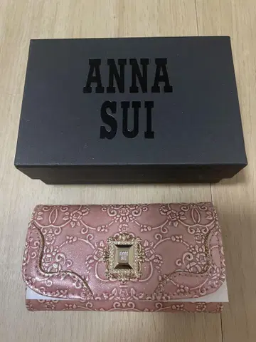 ANNA SUI 키케이스