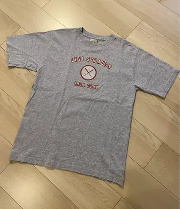 Levi Strauss & Co. 그레이 티셔츠