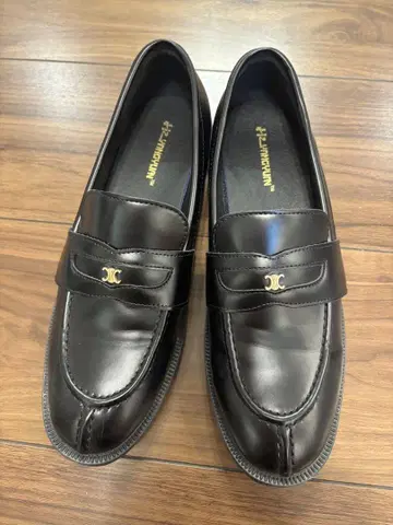 애프리콧 클럽 로퍼