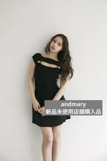 andmary Bebe mini dress 미사용 새상품 점포 구매 상품