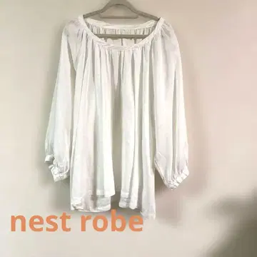 nest Robe 화이트 긴팔 블라우스