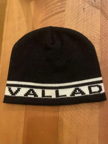 [당일 배송] VALLAD 비니 IO