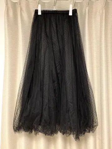 Loungedress 도트 무늬 튤 플레어 스커트