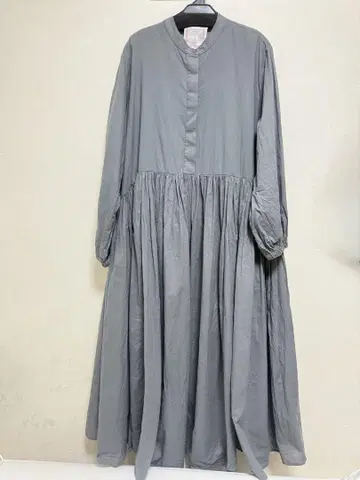 새상품급 BEARDSLEY 개더 원피스