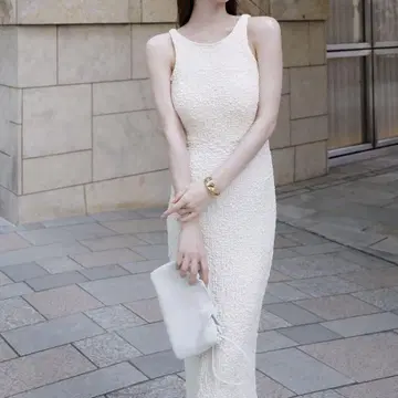 메종 셀론 시링 펜슬 드레스 아이보리