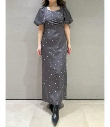 프레이 아이디 택 포함 새상품 하트 자수 원피스