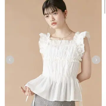 릴리 브라운 셔링 블라우스