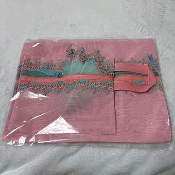 미사용 새상품  콘자와 레이스  회전목마 레이스 파우치 타월 손수건 세트