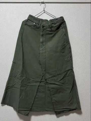 올리브 그린 타이트 롱 스커트