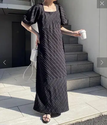 CAPRICIEUX LEMAGE 컷오프 원피스 블랙