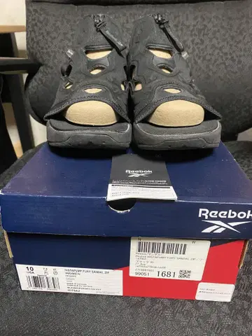 리복 INSTAPUMP FURY SANDAL ZIP 27cm
