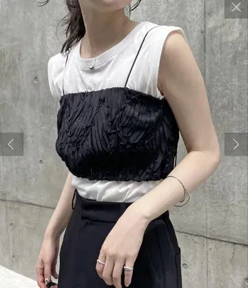 라인 레이스 뷔스티에 카프리 슈레 마쥬 블랙