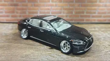 토미카 사이즈 미니카 렉서스 LS500 알루미늄 딥 림 휠 왼쪽 핸들