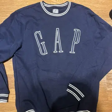 YZERR 착용 GAP 네이비 트레이너 S