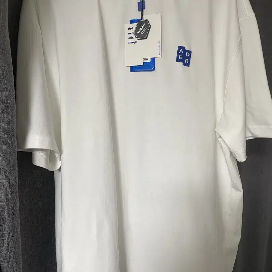 Shipping Included) Ader Error Significant TRS T-shirt Off
