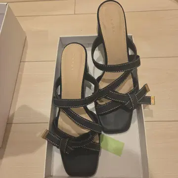 란다 샌들