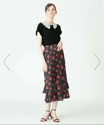 LOULOU WILLOUGHBY 도트 플라워 페플럼 스커트