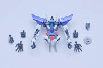 RG 건담 엑시아 몸통과 양팔