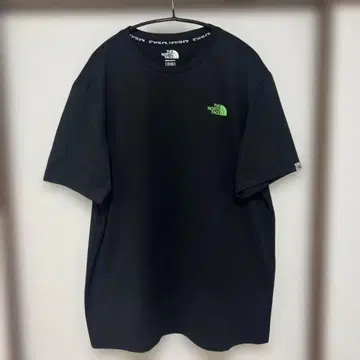 THE NORTH FACE 화이트 라벨 블랙 티셔츠