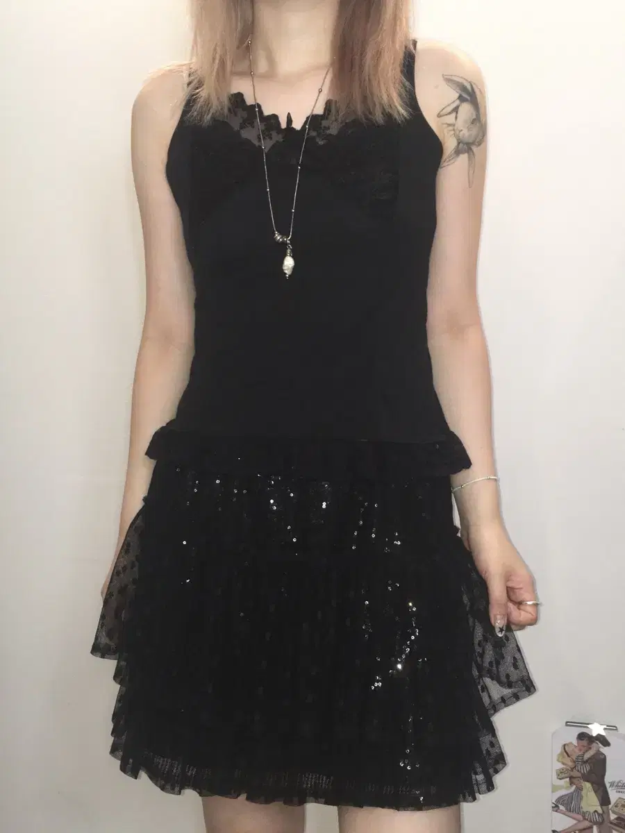 Product Details - 4