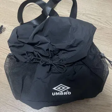 엄브로 메신저 백 블랙