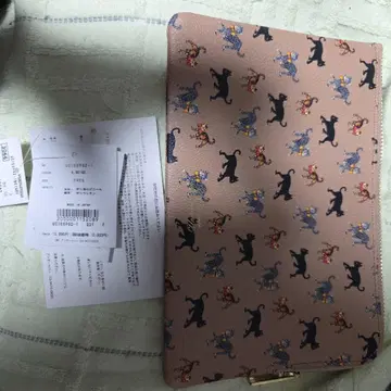 고양이와 캐릭터 프린트 파우치