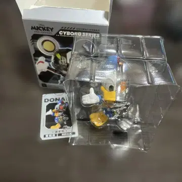 사이보그 시리즈 도날드 덕 52TOYS
