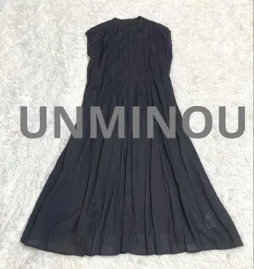 안미누 UNMINOU 롱 원피스 슬리브리스 턱 블랙