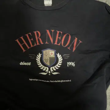 HER NEON 네이비 트레이닝복