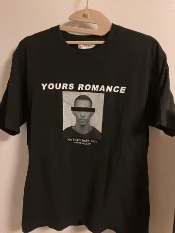 IO POPyours 한정판 티셔츠 VALLAD