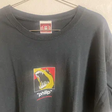 밀레니엄 퍼레이드 블랙 티셔츠 "philip"