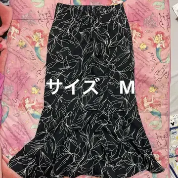 잎 패턴 프린트 블랙 스커트 M
