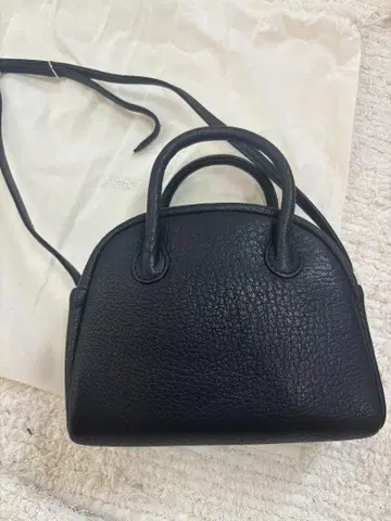 컨디션 최상 aeta 가죽 블랙 BOSTON mini 숄더백