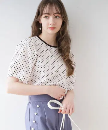 couture broach [머신 워셔블] 사커 도트 블라우스
