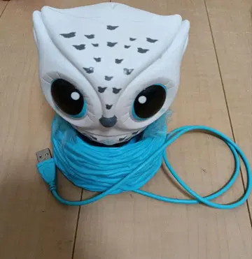 올빼미 모양의 USB 완구