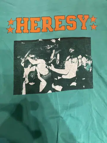 HERESY 터콰이즈 티셔츠