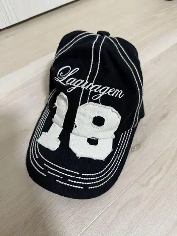 LAGUA GEM NUMBER STITCH 캡