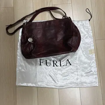 FURLA 훌라 엠보 2way 숄더백 핸드백